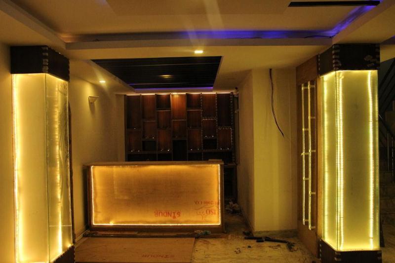 Backyard Hotel Катманду Екстериор снимка