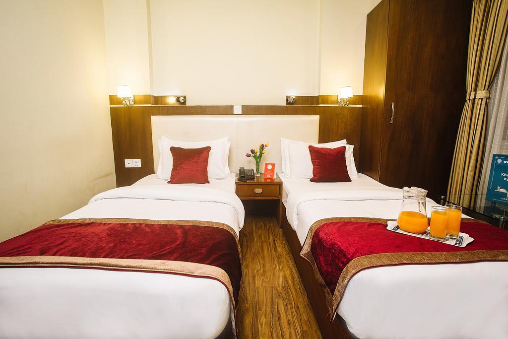 Backyard Hotel Катманду Екстериор снимка